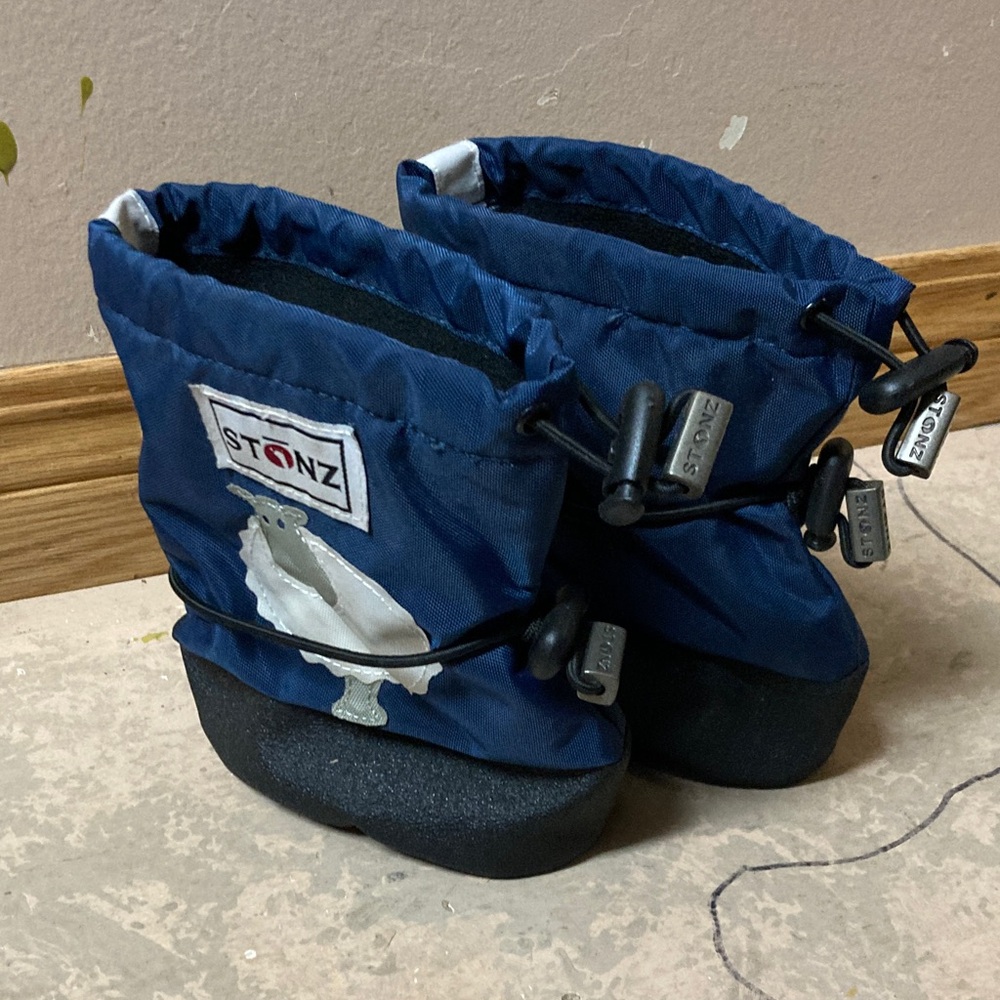 Stonz Navy Booties with Black Soles
